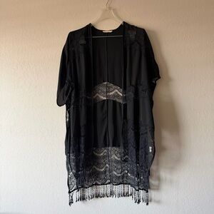 Haute Society, Women’s Black Sheer Lace Fringe Side Slits Kimono, Size L